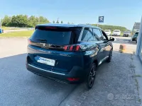Usata Peugeot 5008 GT 131 CV (96 kW) 2021 Blu SUV