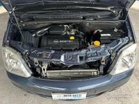 Usata Opel Meriva Cosmo 105 CV (77 kW) 2009 Blu Monovolume