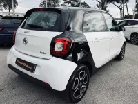 Usata Smart ForFour Passion 90 CV (66 kW) 2018 Tetto panoramico Utilitaria