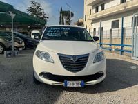 Usata Lancia Ypsilon Gold 80 CV (58 kW) 2014 Bianco Utilitaria