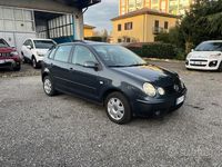 Occasion VW Polo Trendline 75 ch (55 kW) 2004 Gris Citadine