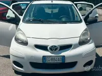 Usata Toyota Aygo 68 CV (50 kW) 2010 Bianco Utilitaria