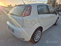 Usata Fiat Punto Street 75 CV (55 kW) 2014 Bianco Utilitaria