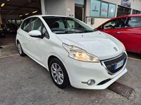 Usata Peugeot 208 Active 82 CV (60 kW) 2014 Bianco Utilitaria