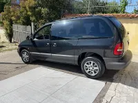 Usata Chrysler Voyager 116 CV (85 kW) 2000 Grigio Monovolume