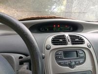 Usata Citroën Xsara 95 CV (69 kW) 2004 Grigio Monovolume