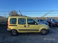 Usata Renault Kangoo 95 CV (69 kW) 2007 Verde Monovolume