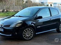 Usata Renault Clio R.S. R.S. 197 CV (144 kW) 2006 Nero Utilitaria