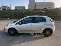 Usata Fiat Punto Evo 75 CV (55 kW) 2011 Argento Utilitaria