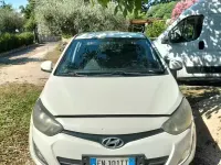 Usata Hyundai i20 90 CV (66 kW) 2012 Bianco Utilitaria