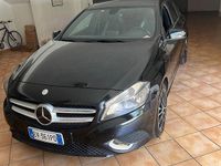Usata Mercedes A180 115 CV (84 kW) 2014 Nero Berlina