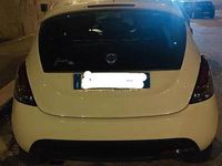 Usata Lancia Ypsilon 85 CV (62 kW) 2014 Bianco Utilitaria