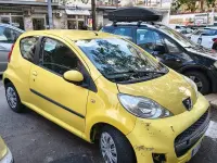 Gebraucht Peugeot 107 68 PS (50 kW) 2009 Gelb Kleinwagen