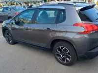 Usata Peugeot 2008 Allure 92 CV (67 kW) 2015 Grigio SUV