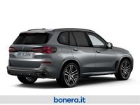 Nuova BMW X5 M M Sport 530 CV (389 kW) 2026 Frozen pure grey metallizzato SUV