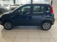 Usata Fiat Panda 4x4 85 CV (62 kW) 2017 Blu Utilitaria