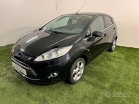 Usata Ford Fiesta Titanium 92 CV (67 kW) 2010 Nero Berlina