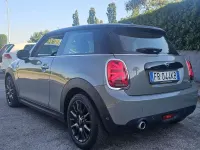 Usata Mini Cooper D 116 CV (85 kW) 2018 Grigio Utilitaria