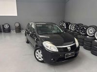Usata Dacia Sandero Lauréate 75 CV (55 kW) 2010 Nero Berlina