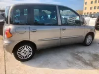 Usata Fiat Multipla 116 CV (85 kW) 2002 Grigio Monovolume