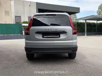 Usata Dacia Jogger Extreme 101 CV (74 kW) 2022 Grigio Monovolume