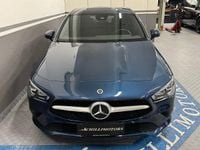 Usata Mercedes CLA200 Business 149 CV (109 kW) 2021 Blu Berlina