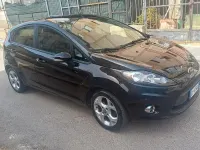 Usata Ford Fiesta Titanium 70 CV (51 kW) 2012 Nero Berlina