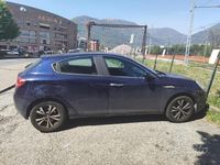 Usata Alfa Romeo Giulietta 140 CV (102 kW) 2011 Blu Utilitaria