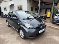 Usata Toyota Aygo Connect Style 68 CV (50 kW) 2011 Grigio Utilitaria