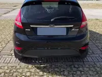 Usata Ford Fiesta 90 CV (66 kW) 2010 Nero Berlina