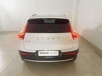 Usata Volvo XC40 Momentum 129 CV (94 kW) 2021 Bianco SUV