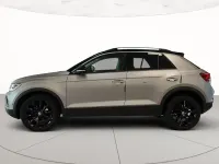 Usata VW T-Roc Life 115 CV (84 kW) 2023 K2 pyrit silver metallizzato SUV