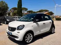 Usata Smart ForFour 71 CV (52 kW) 2017 Bianco Utilitaria