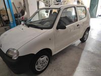 Usata Fiat 600 54 CV (39 kW) 2006 Bianco Utilitaria