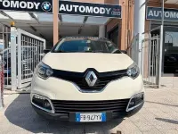 Usata Renault Captur Intens 90 CV (66 kW) 2016 Beige SUV