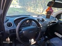Usata Ford Fiesta 53 CV (38 kW) 2008 Nero Utilitaria