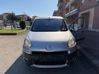 Usata Peugeot TePee Premium 92 CV (67 kW) 2013 Argento Station wagon
