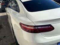 Usata Mercedes E220 Premium Plus 194 CV (142 kW) 2020 Bianco Coupé