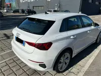Begagnad Audi A3 Advanced 116 HK (85 kW) 2021 Vit Sedan