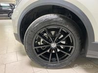 Usata VW T-Roc Style 150 CV (110 kW) 2023 Beige SUV