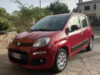 Usata Fiat Panda Lounge 69 CV (50 kW) 2014 Rosso Utilitaria