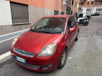 Usata Ford Fiesta 68 CV (50 kW) 2007 Rosso Berlina