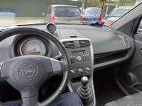 Usata Opel Agila 94 CV (69 kW) 2012 Argento Utilitaria