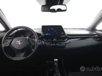 Usata Toyota C-HR 152 CV (111 kW) 2024 Dark grey SUV