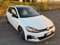 Używany VW Golf VII GTI 245 KM (180 kW) 2019 Biały Sedan/Limuzyna