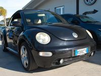 Usata VW New Beetle Cabriolet 101 CV (74 kW) 2005 Nero Cabrio