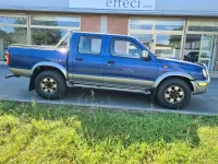 Usata Nissan Navara 103 CV (75 kW) 1999 Blu Pick-up