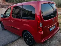 Usata Peugeot Partner 90 CV (66 kW) 2009 Marrone Monovolume