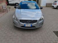 Usata Volvo V60 Kinetic 163 CV (119 kW) 2011 Grigio Station wagon