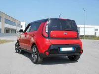Usata Kia Soul 136 CV (100 kW) 2016 Rosso SUV